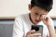 Distance from mobile phones and screens Distance from mobile phones and screens