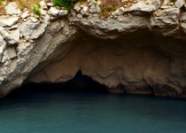 36 Harry Hogan – An Old Frayed Rope